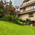 Sarenka Apartment *