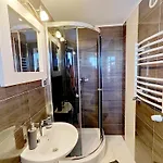 Sarenka Apartment *